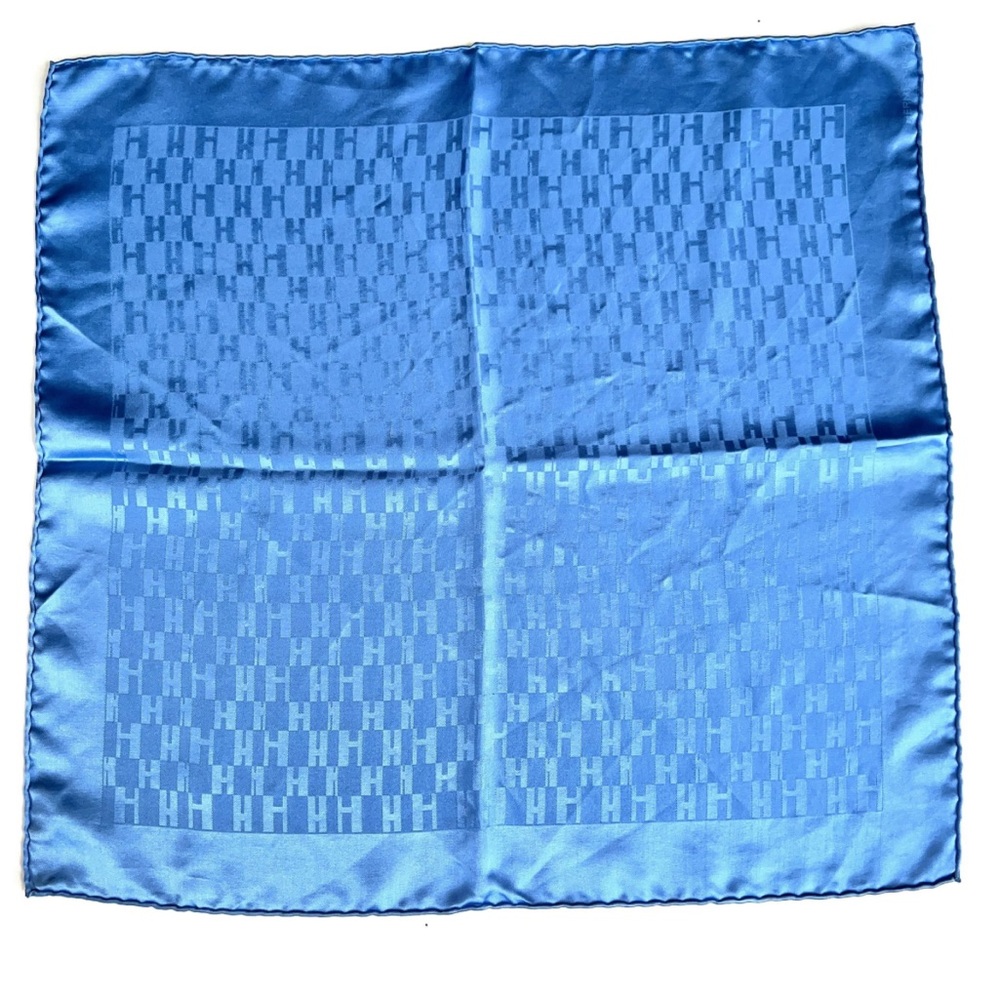 Men’s Hermes Blue H Patterned Pocket Square/ Silk/ Carre 45 - Picture 2 of 7